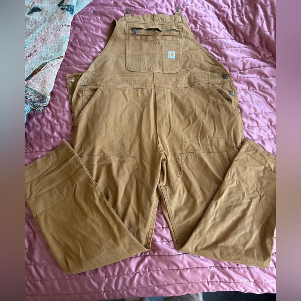 Carhartt brown women’s loose overalls